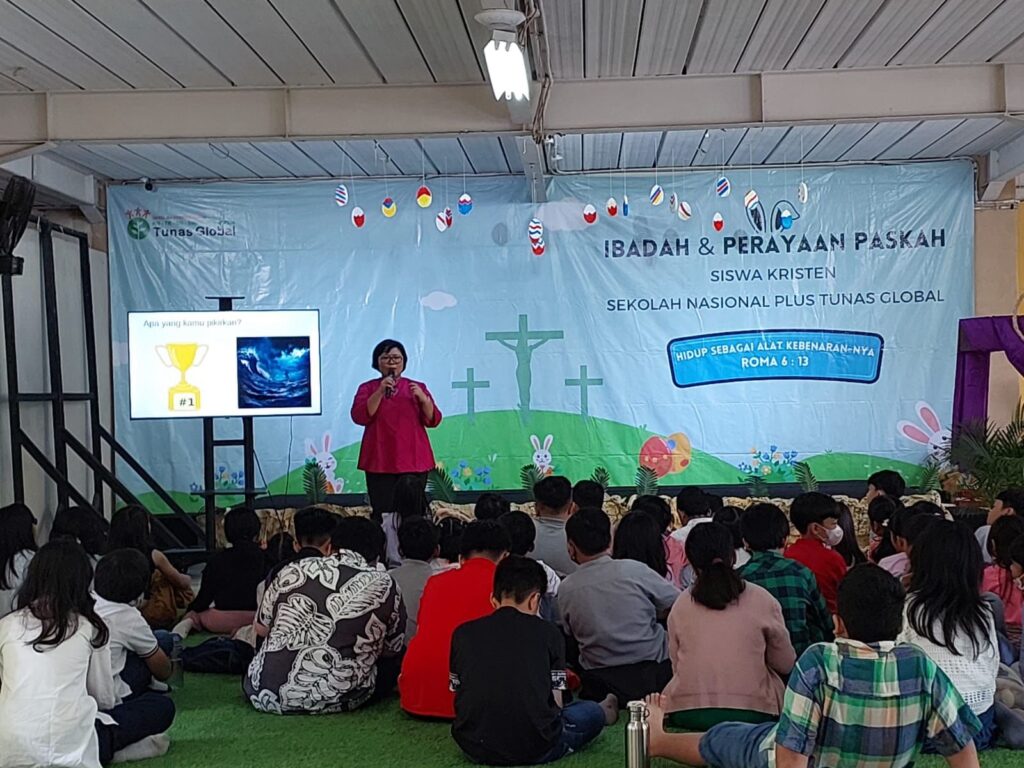 perayaan paskah di Sekolah Tunas Global Depok 7