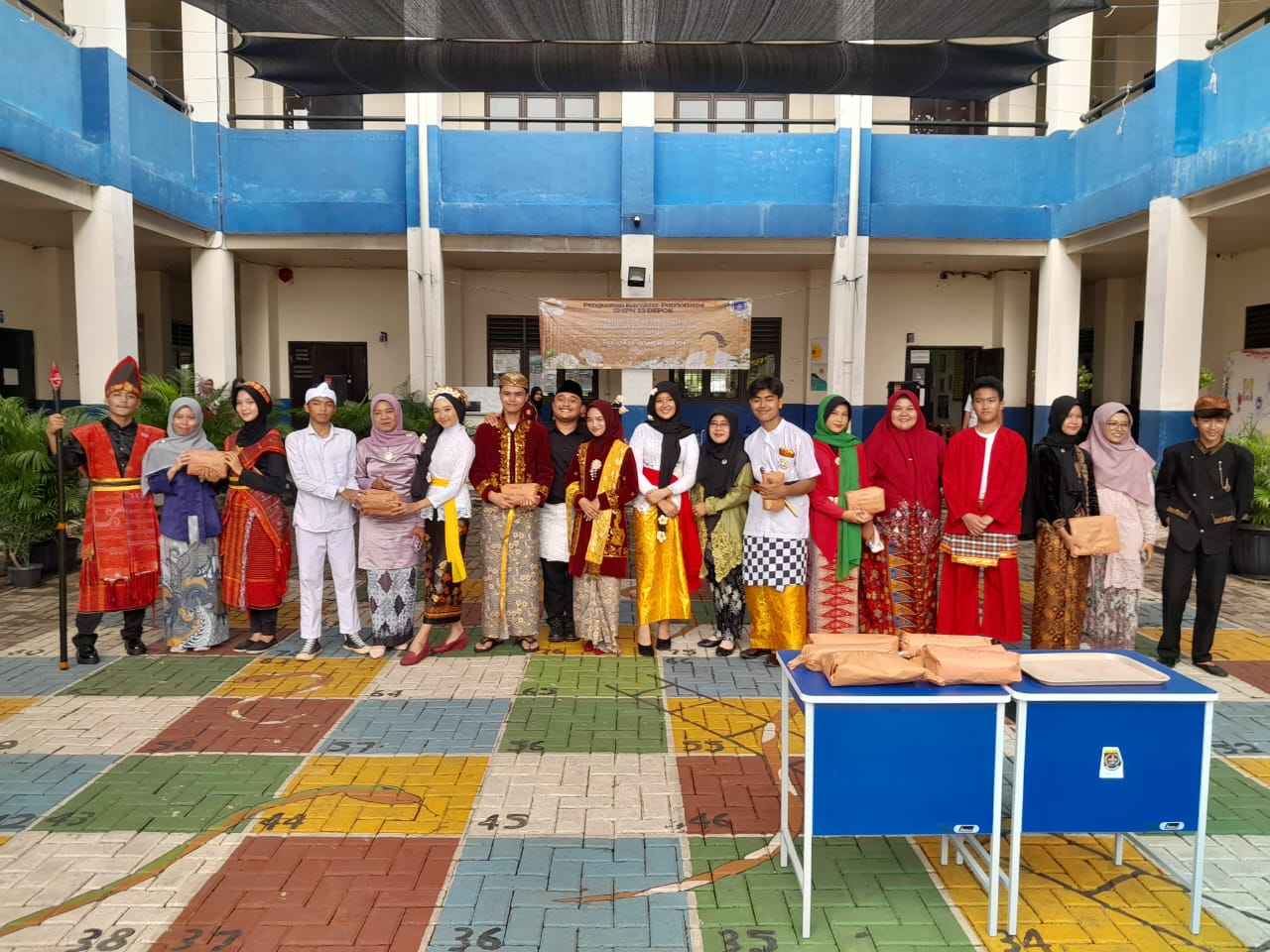 SMPN 23 Depok kartini 3