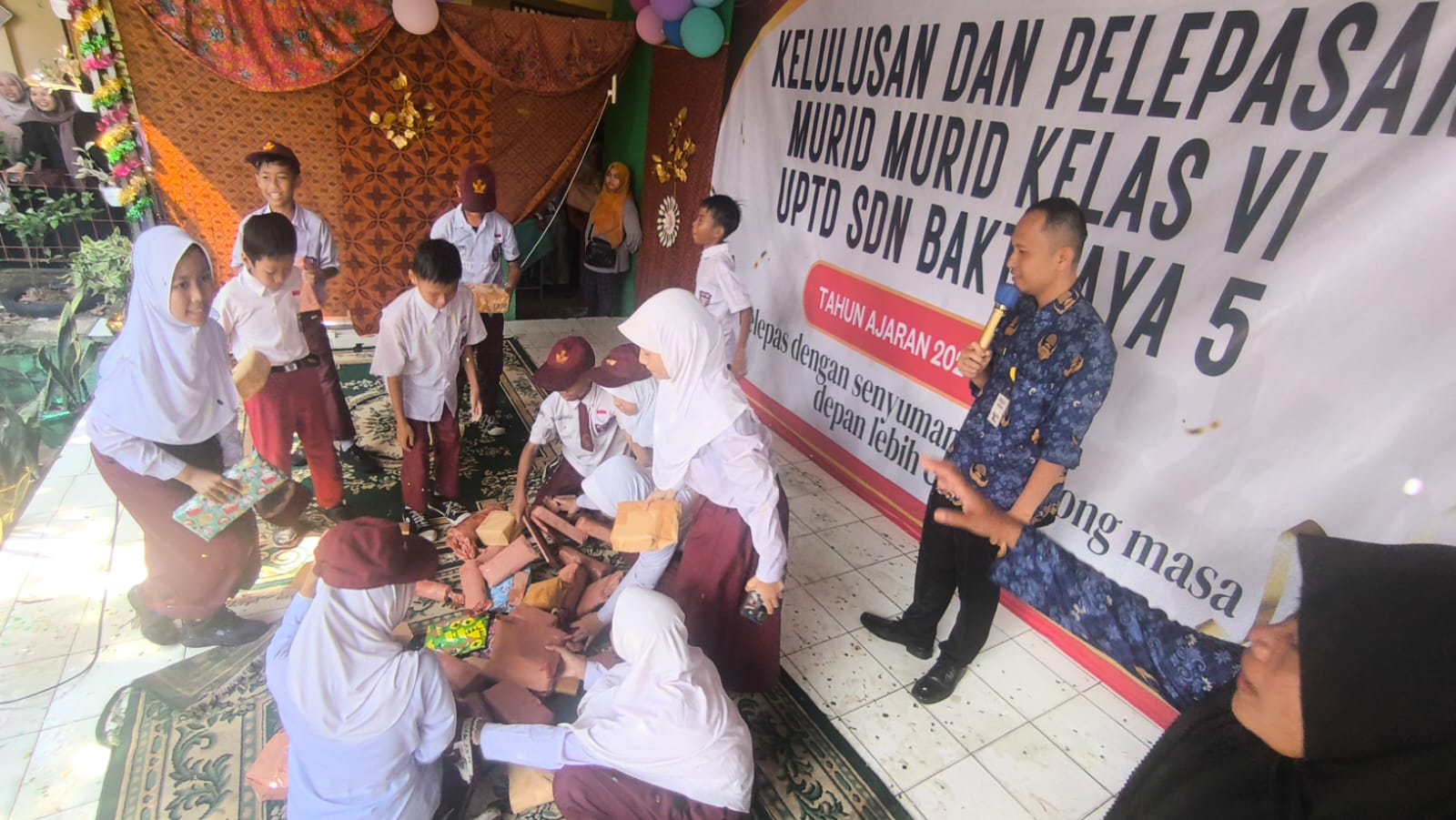 pelepasan siswa SDN Baktijaya 5 1