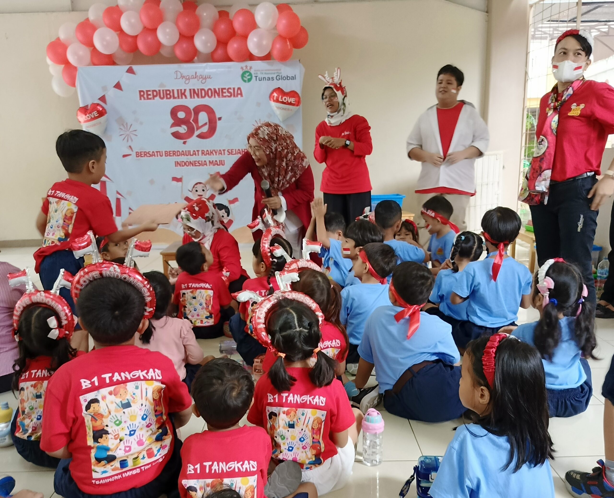 KB dan TK Tunas Global Lomba Kemerdekaan 1