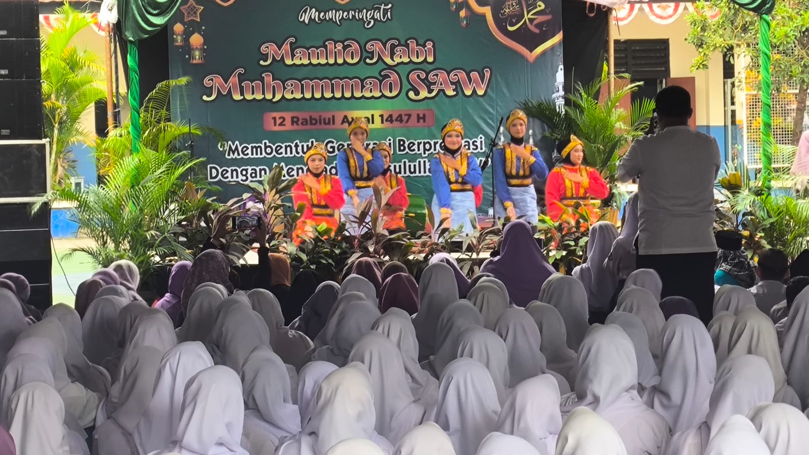Maulid nabi di SMPN 20 Depok 1