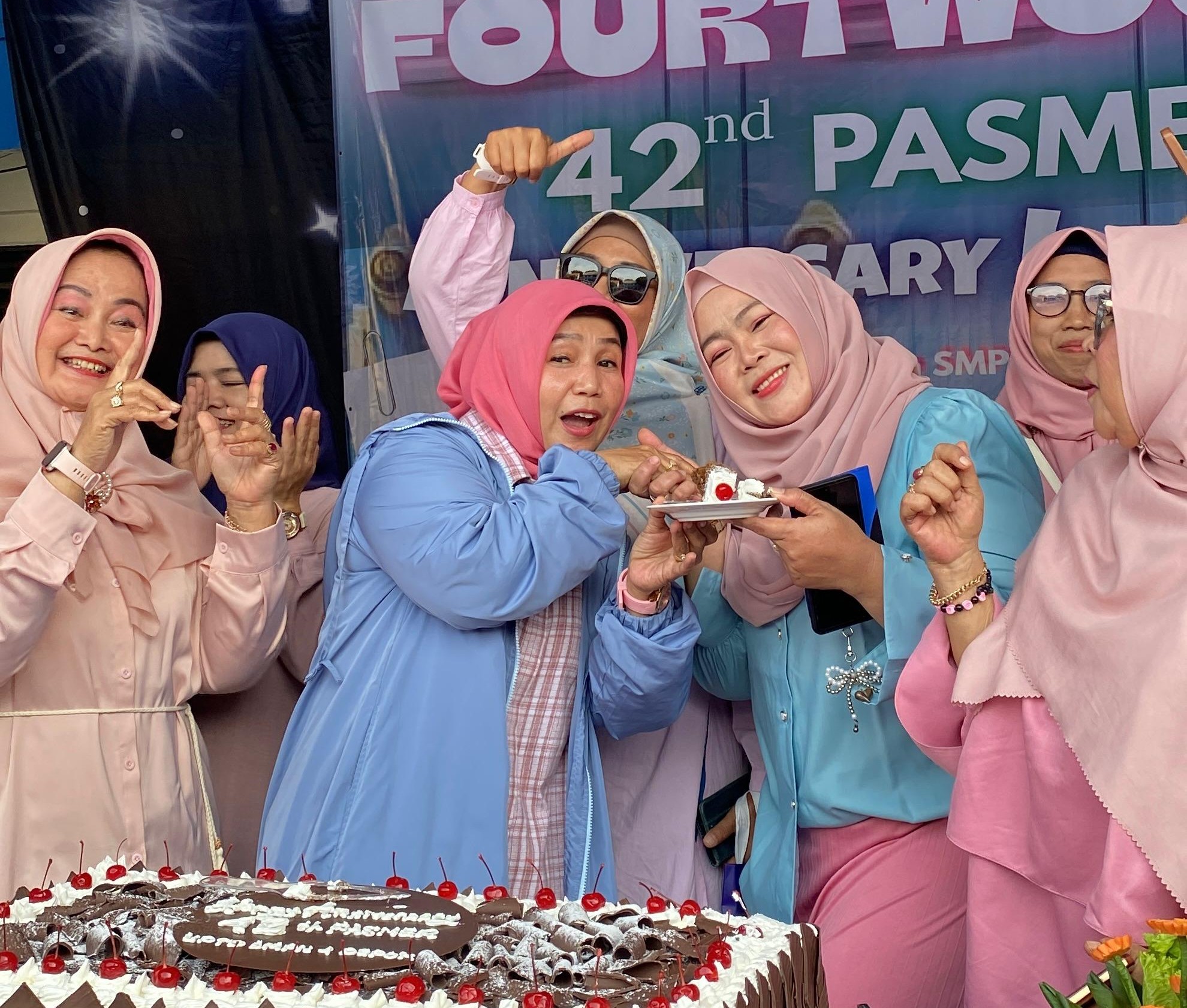 SMPN 4 Depok Ulang Tahun c