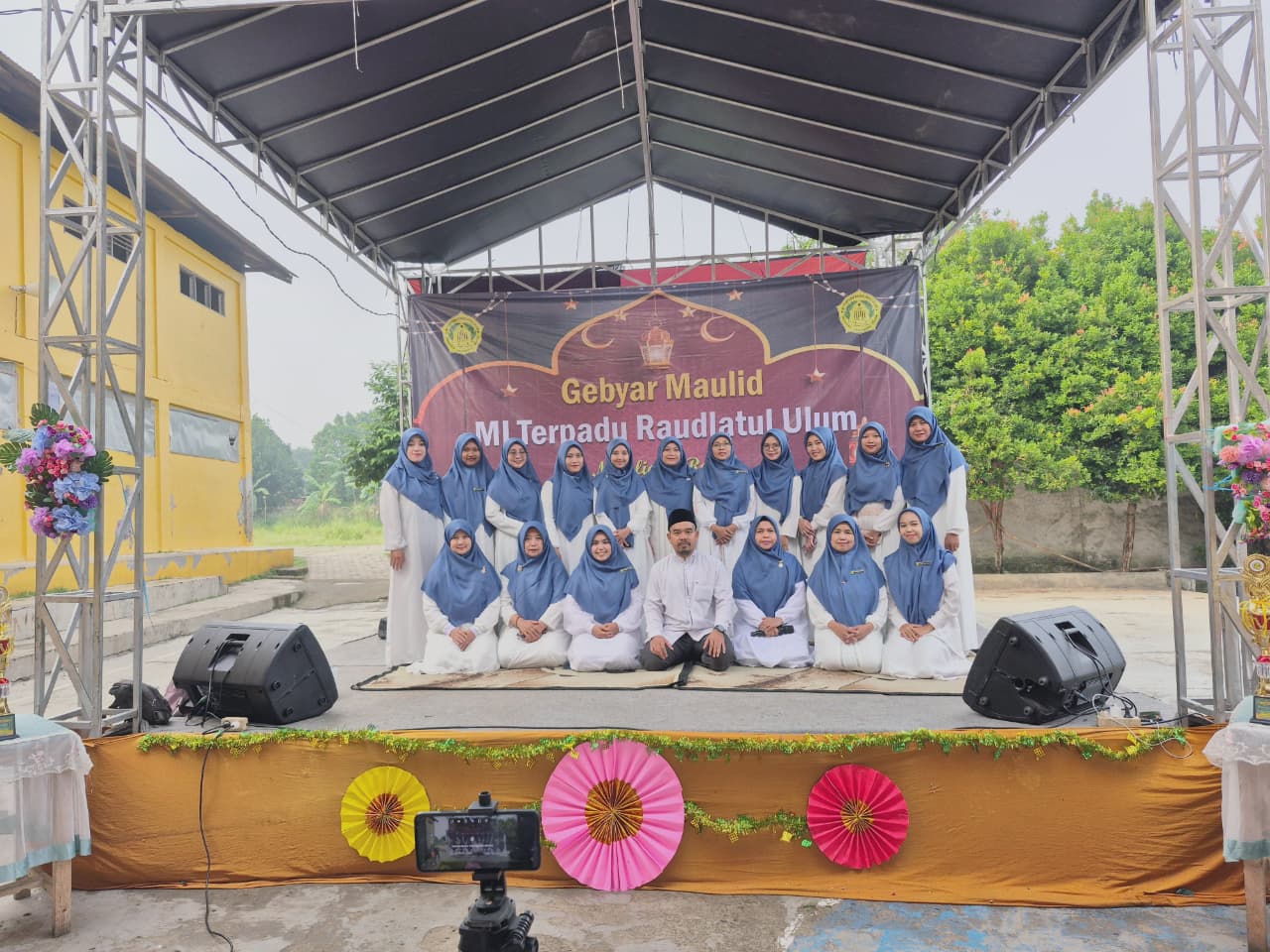 MI Terpadu Raudlatul Ulum mengadakan Maulid Nabi 3