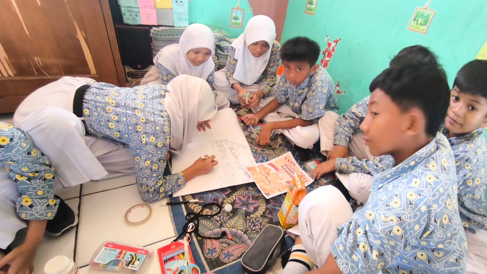 SDN Mekarjaya 12 gelar bulan bahasa 2