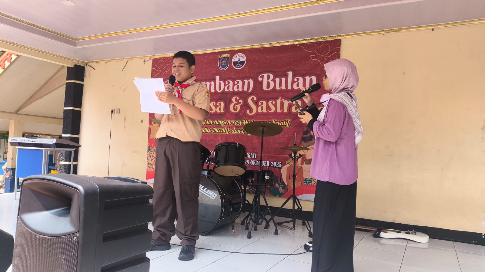SMPN 9 Depok pentas seni bulan bahasa 4