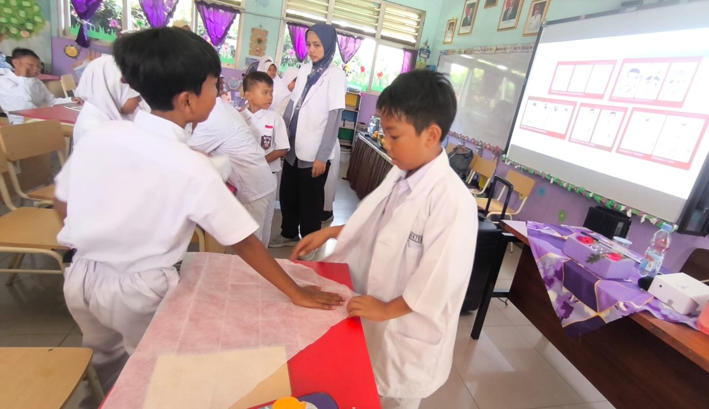 Pelantikan Dokcil di SDN Mekarjaya 17 c