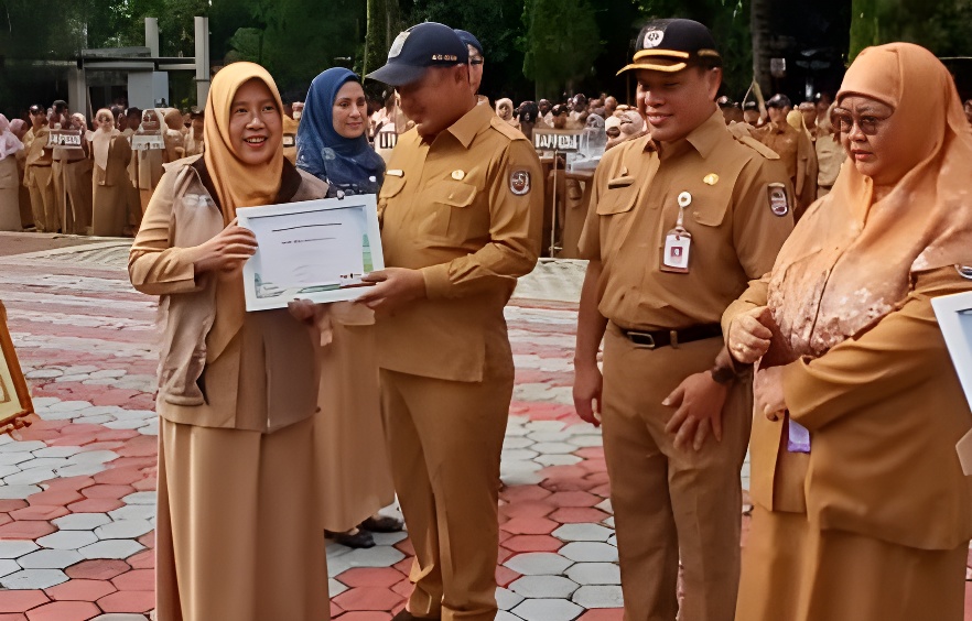 Penghargaan SDN Mekarjaya 21 di Kota Depok 2