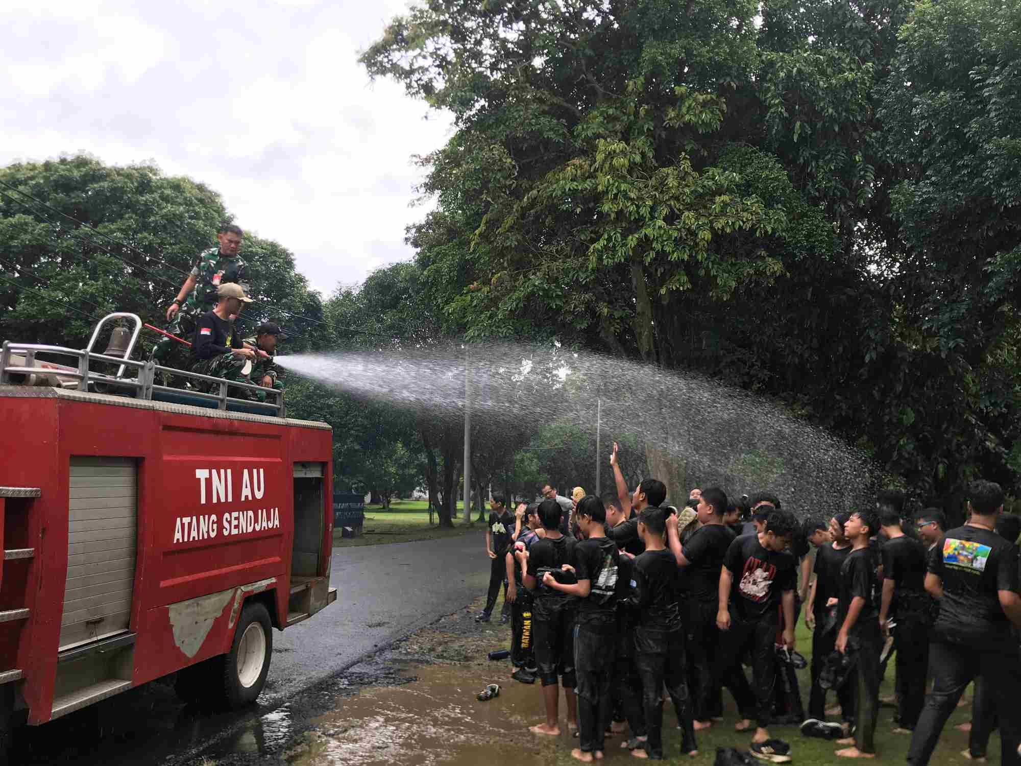 LDKS SMP NP Tunas Global di TNI AU 2