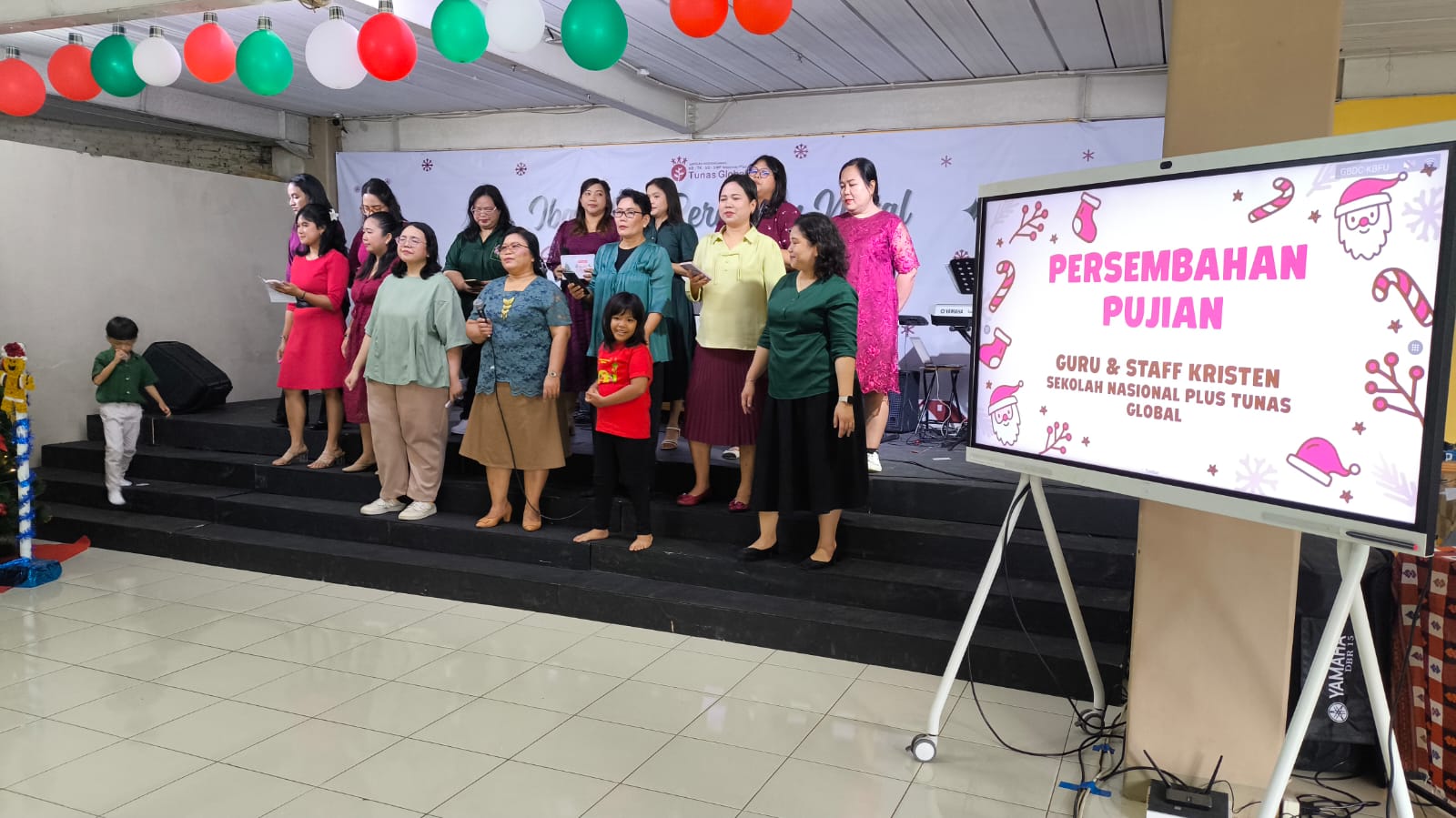 Perayaan Natal di Sekolah NP Tunas Global 6