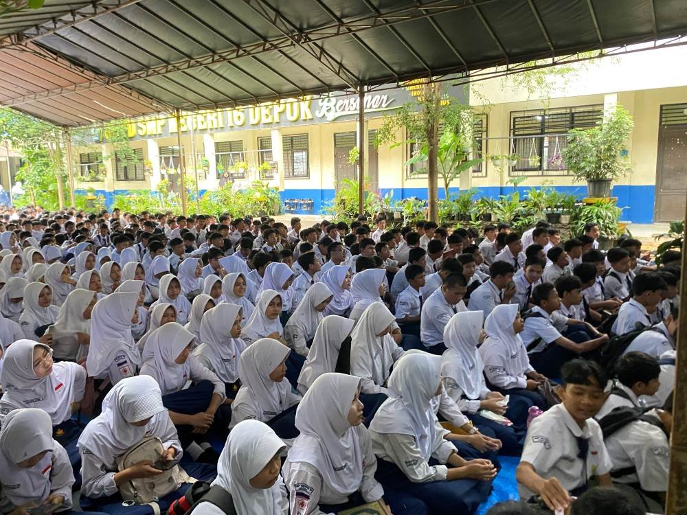 Isra Miraj SMPN 16 Depok 1