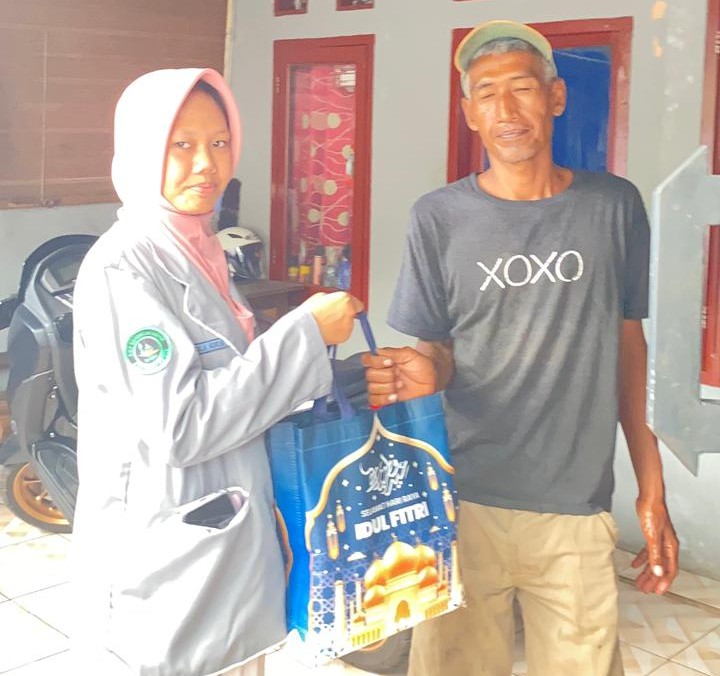 SMPN 23 Depok di pesantren Ramadan 1