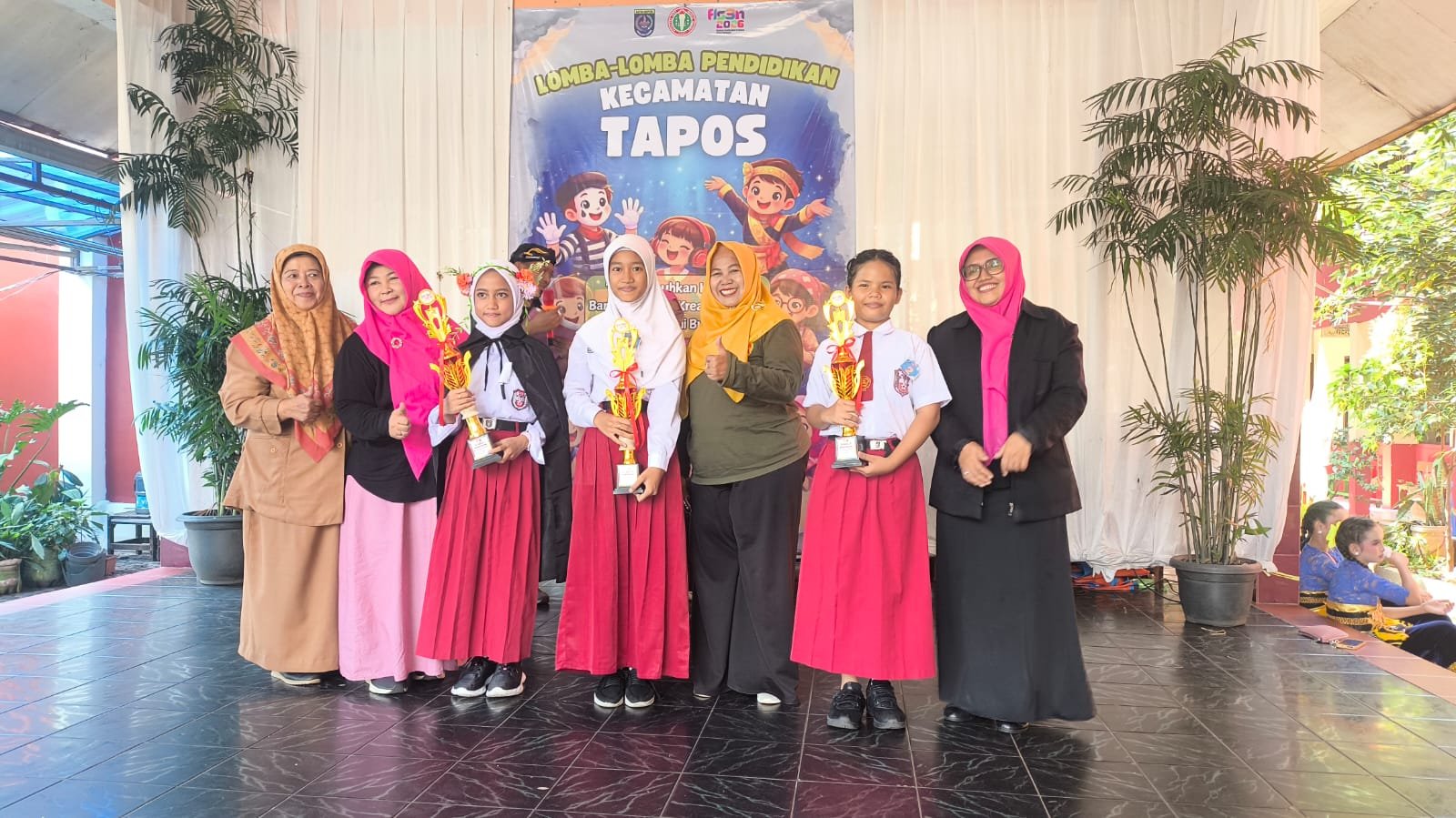 Juara-juara FLS3N Kecamatan Tapos 4