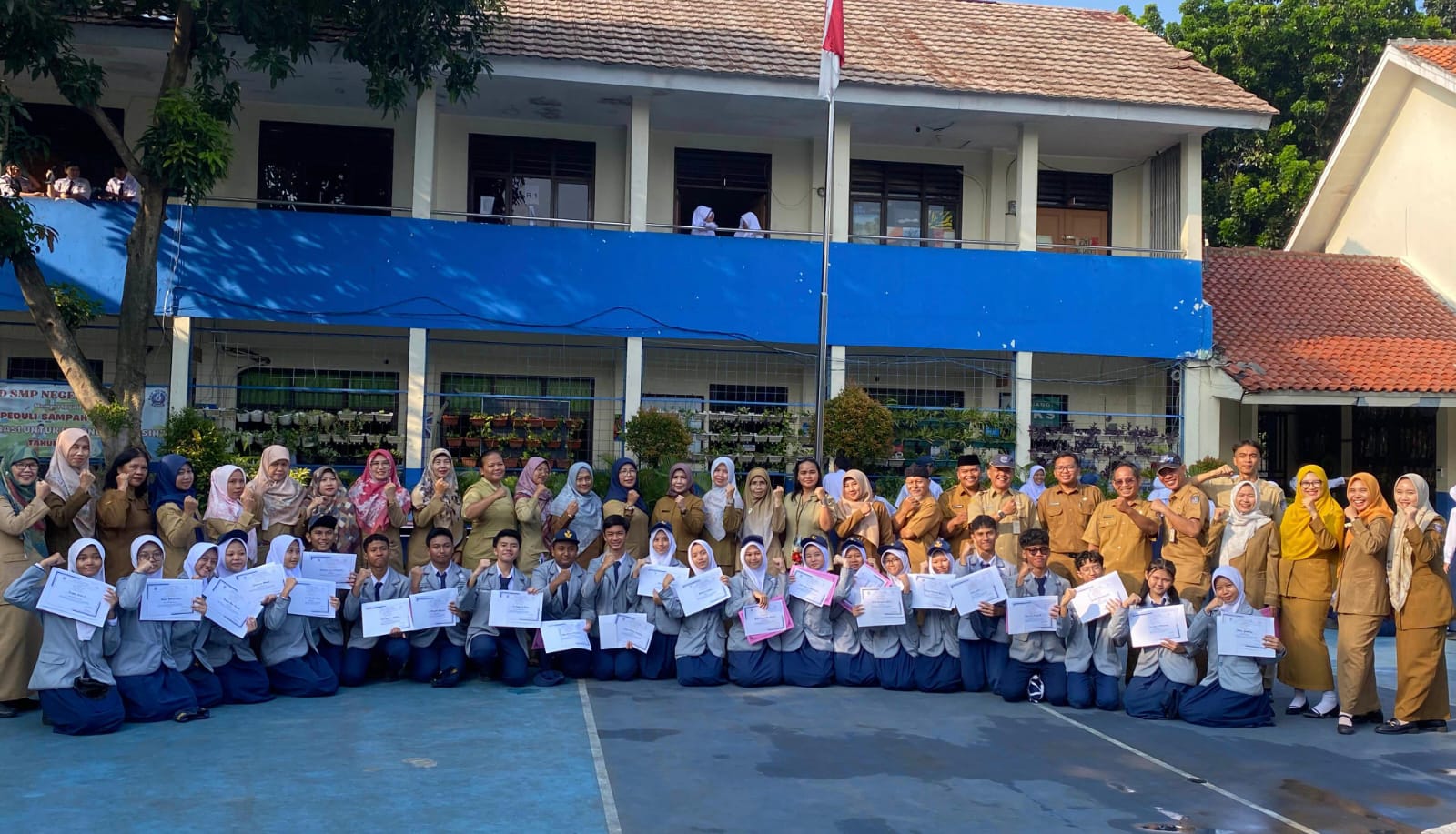 Regenerasi OSIS SMPN 4 Depok 2