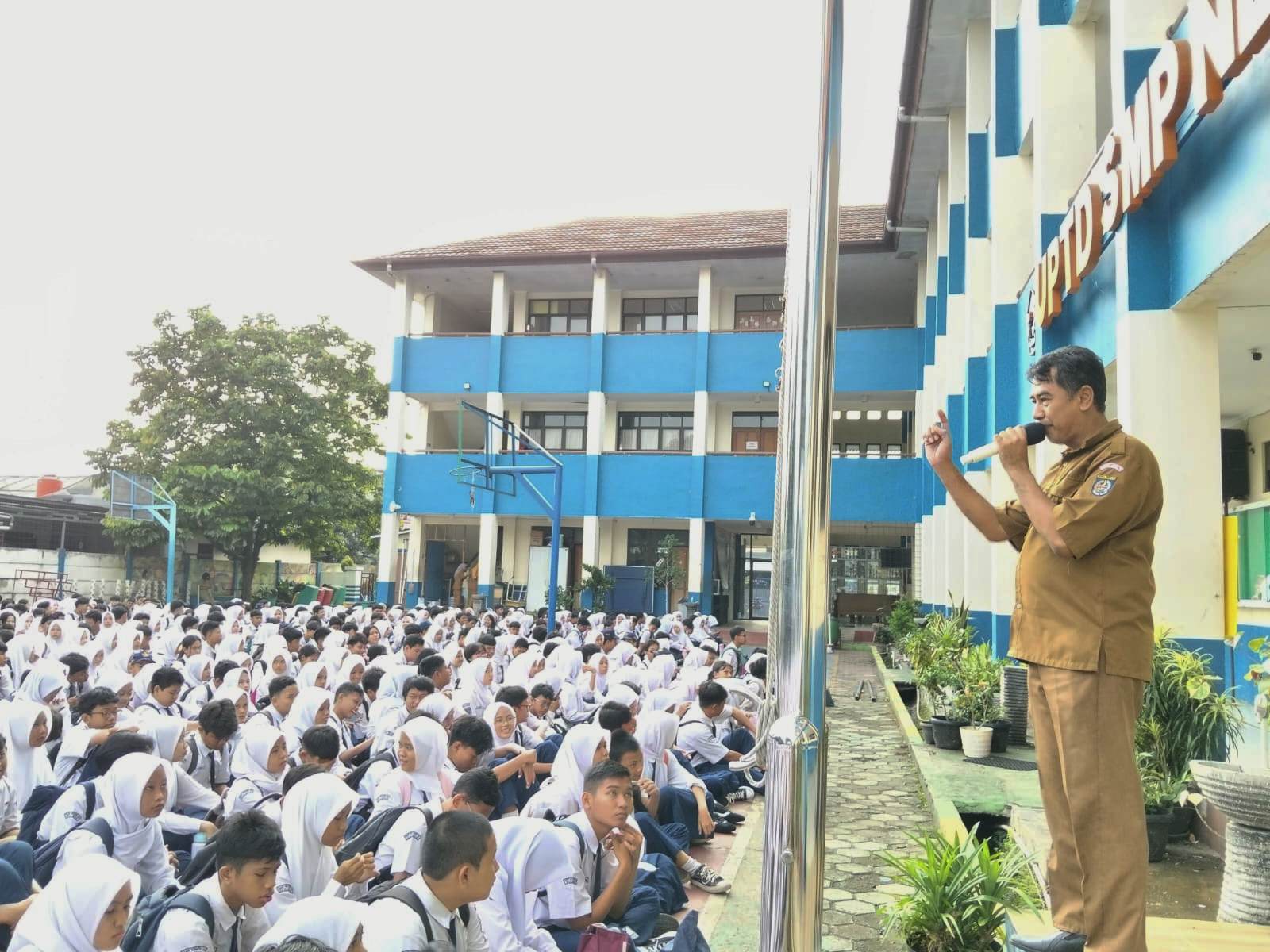 SMPN 26 Depok kokurikuler 2