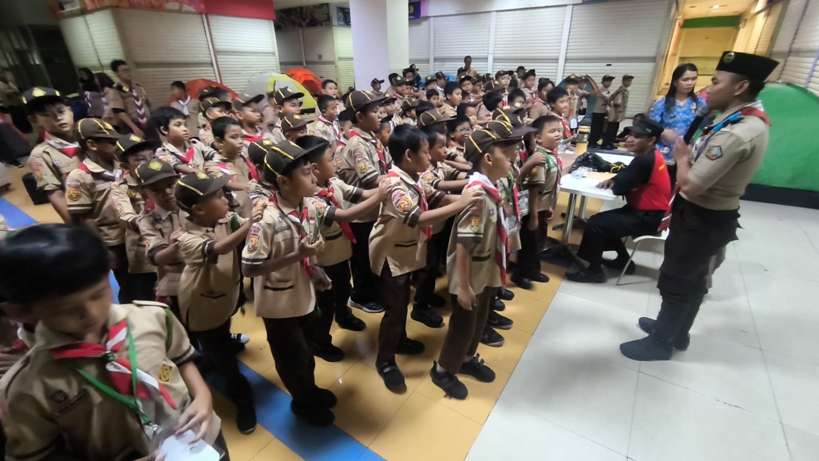 Kwaran Kecamatan Sukmajaya gelar persari di dalam mal 2