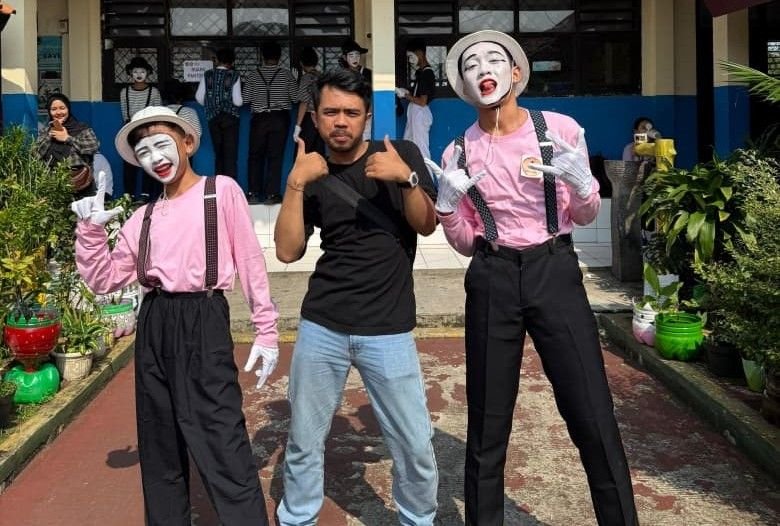 Prestasi SMPN 1 Depok di FLS3N 1