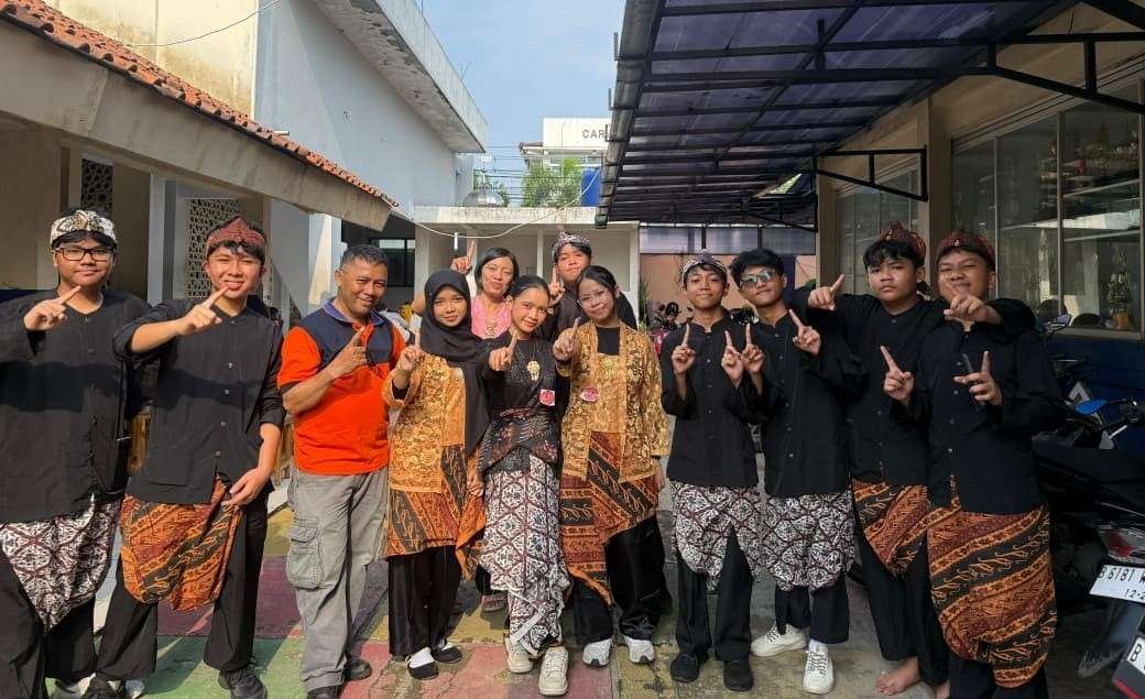 Prestasi SMPN 1 Depok di FLS3N 2