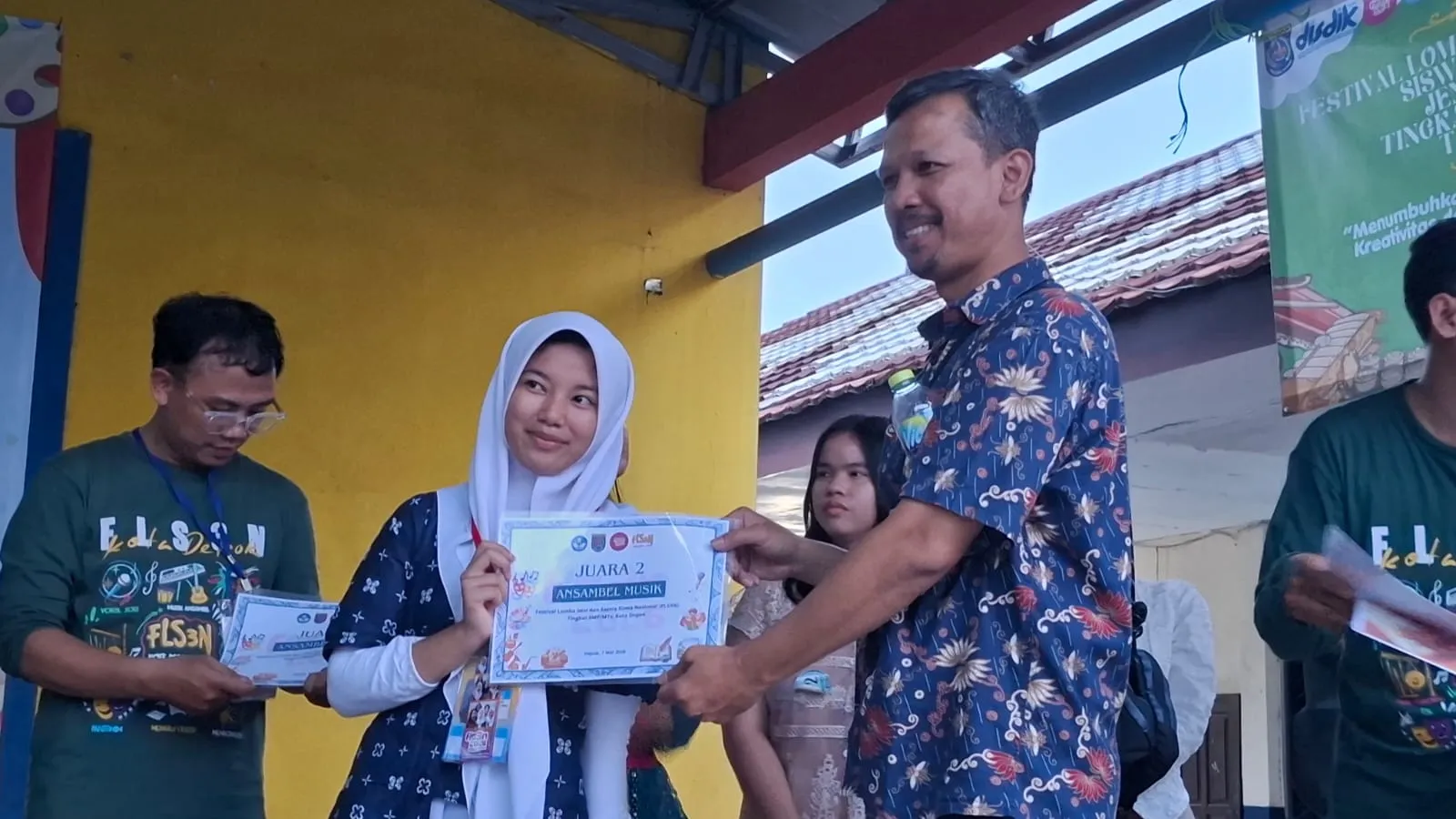 SMPN 14 Depok raih juara di FLS3N Kota Depok 2