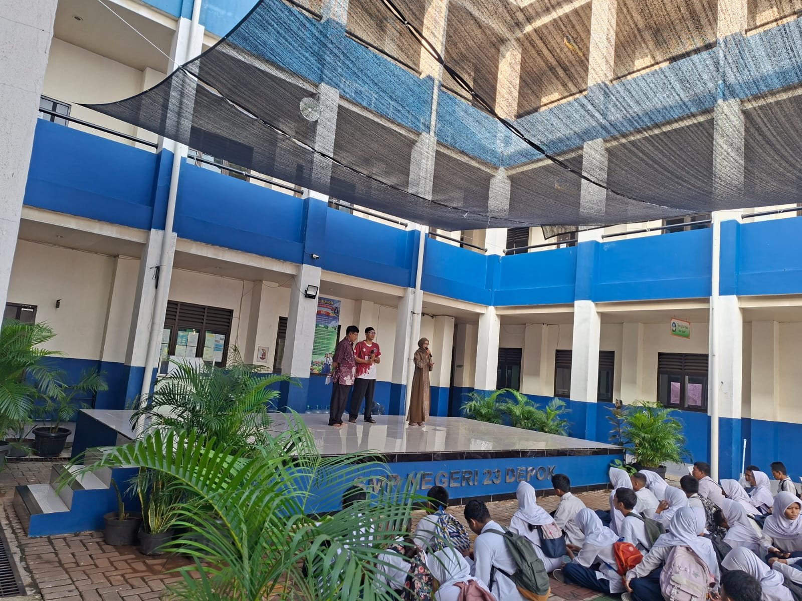 SMPN 23 Depok potong hewan kurban 1