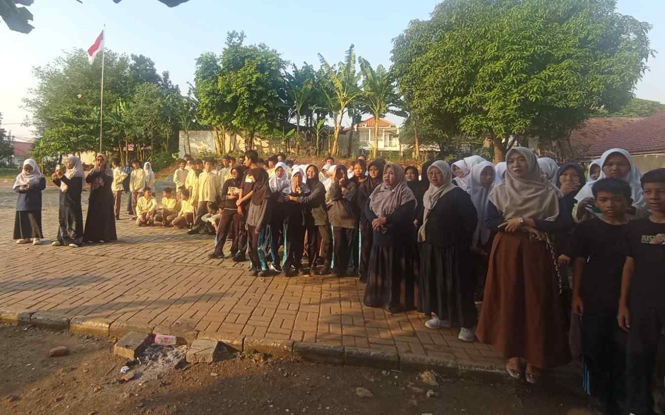 pemotongan hewan kurban SMPN 22 Depok 2