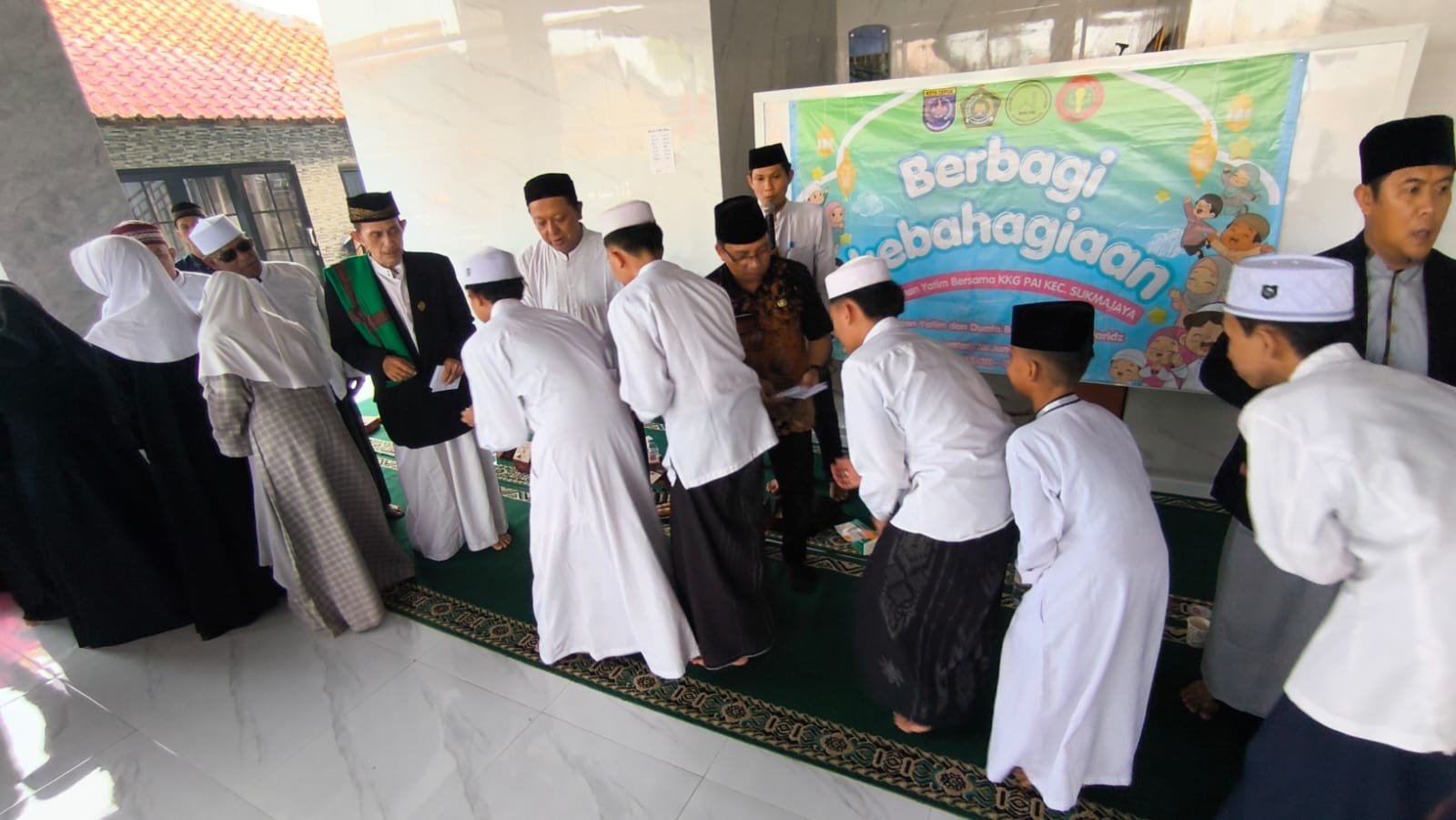 KKG PAI Kecamatan Sukmajaya santunan 3