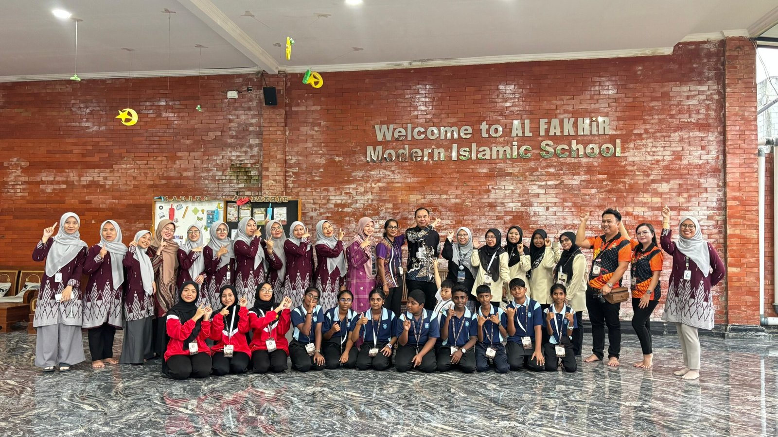 SMP Islam Modern Al Fakhir terima siswa Malaysia 10