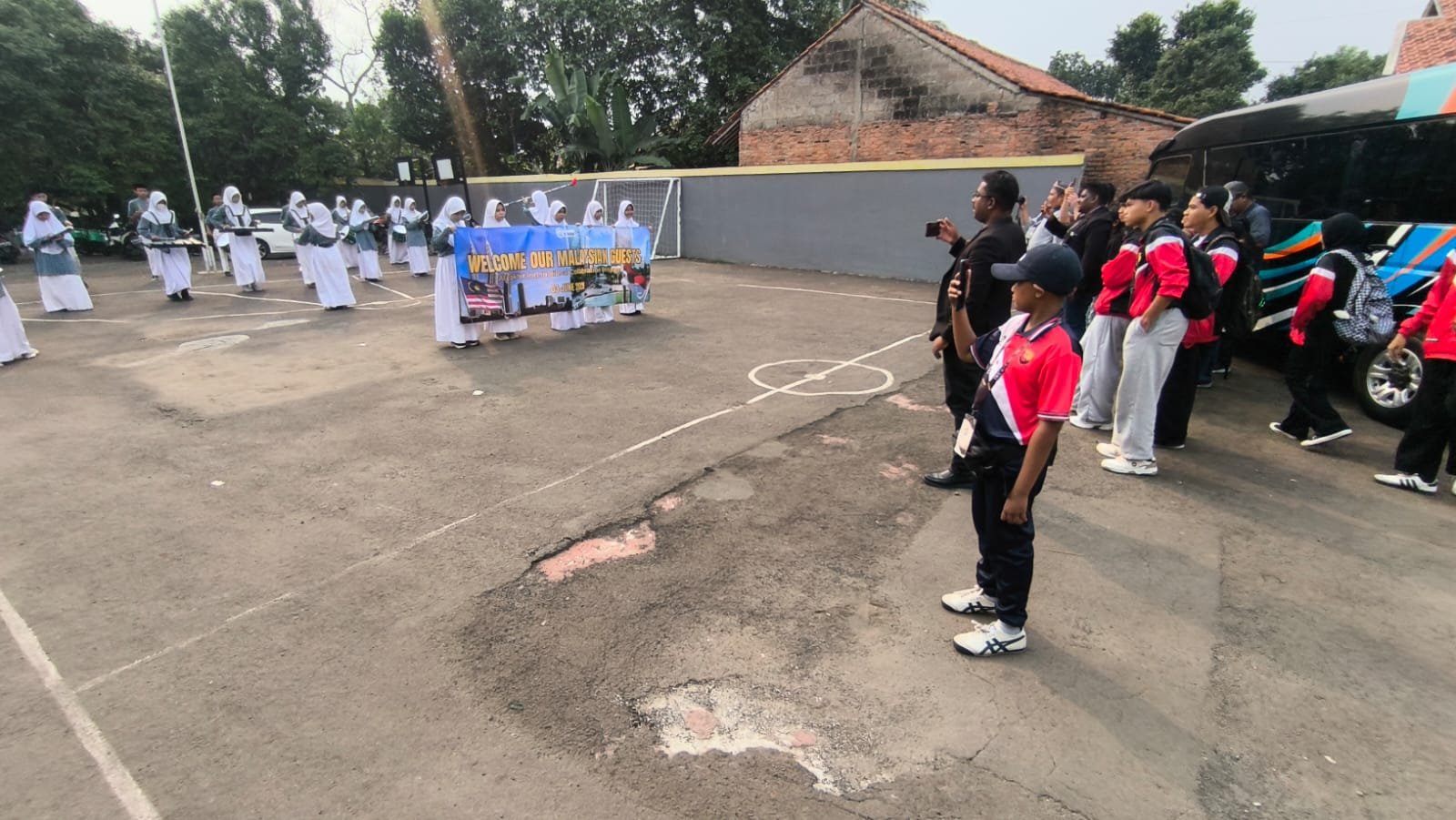 SMP Islam Modern Al Fakhir terima siswa Malaysia 2