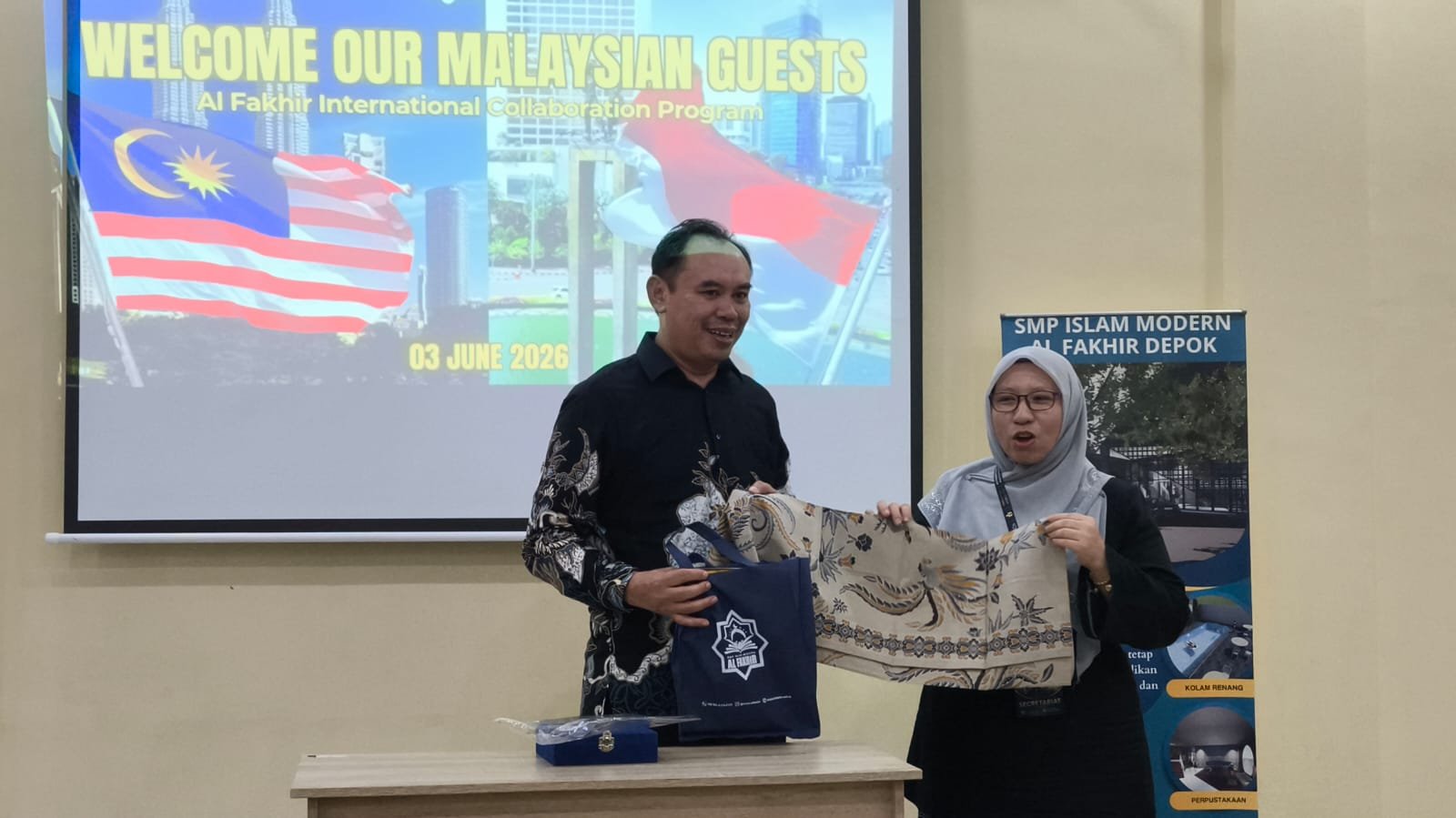 SMP Islam Modern Al Fakhir terima siswa Malaysia 8