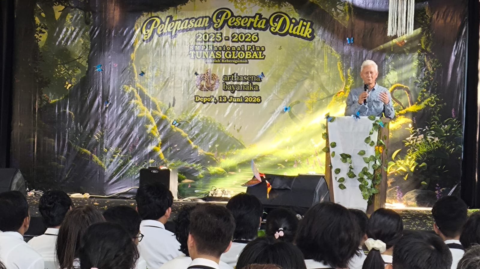 SMP NP Tunas Global Pelepasan Siswa 10