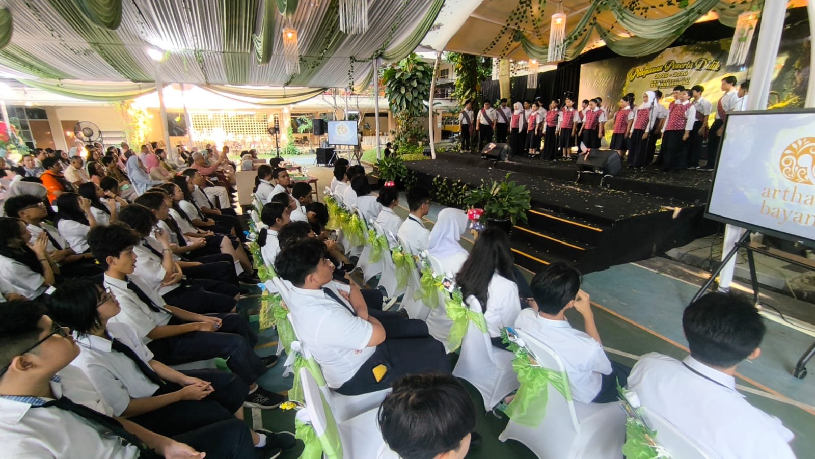 SMP NP Tunas Global Pelepasan Siswa 8