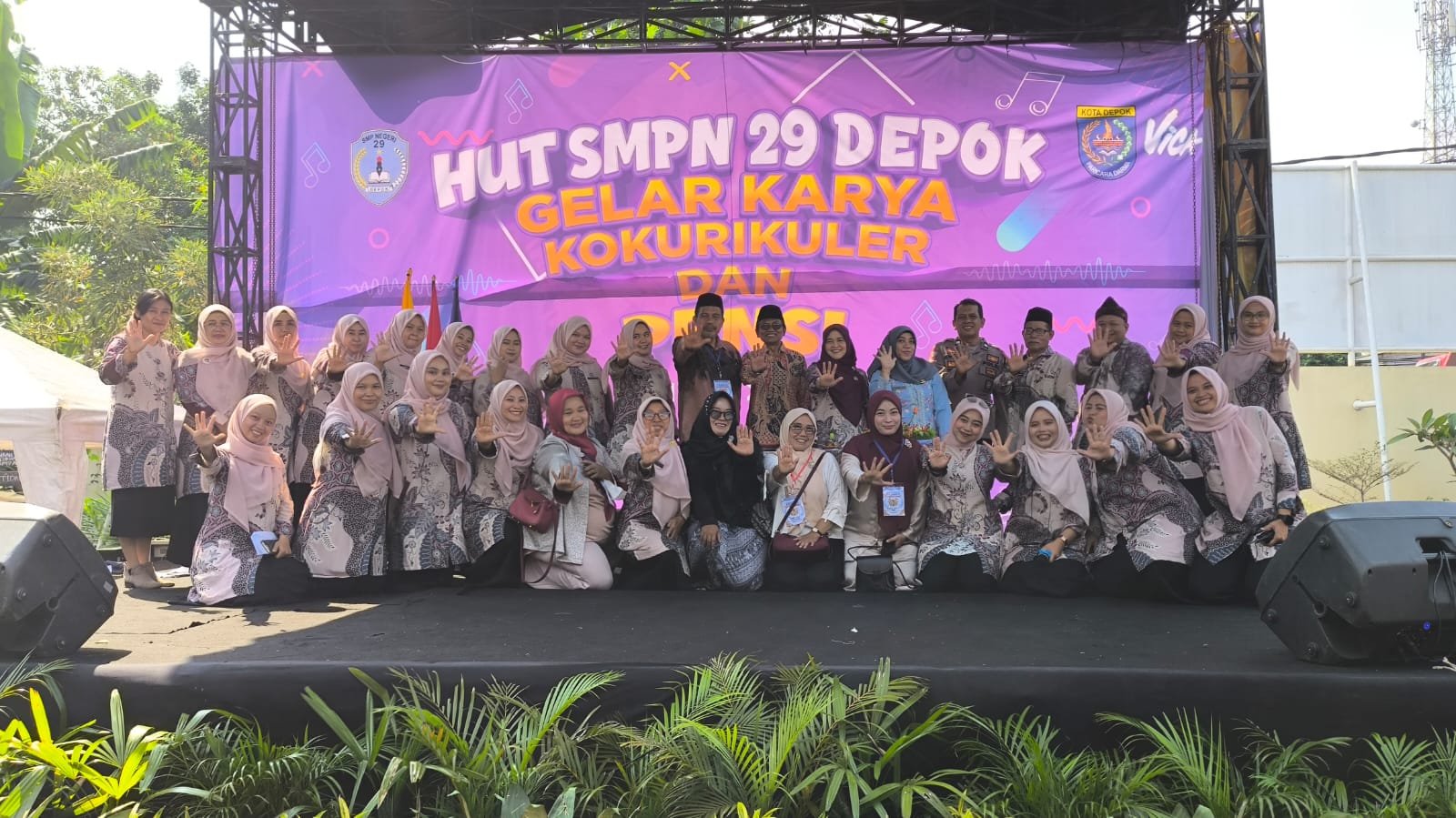 SMPN 29 Depok gelar tasyakuran 4