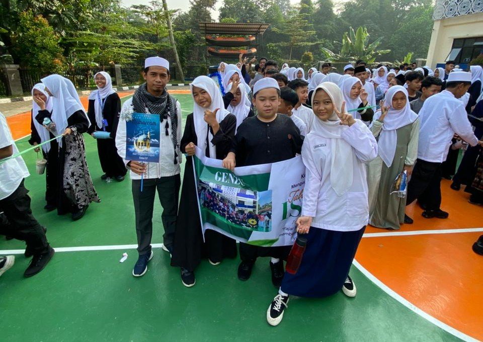 SMPN 34 Depok pawai muharram 2