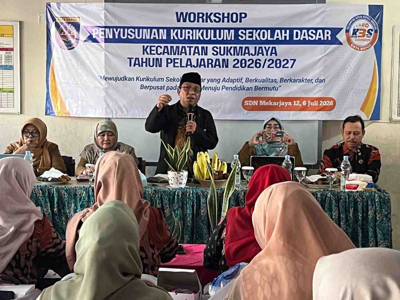 Pembahasan kurikulum SD Sukmajaya 2