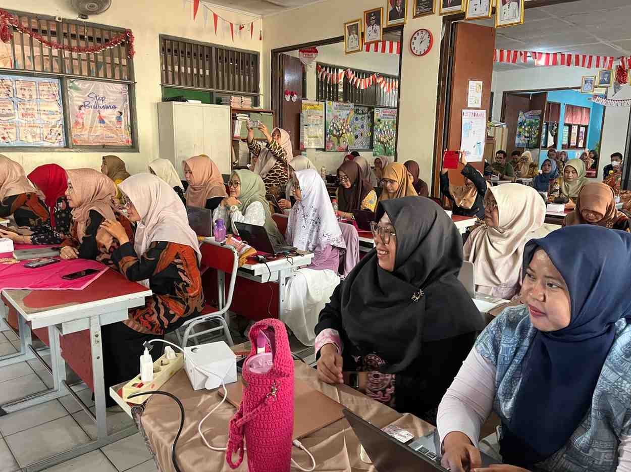 Pembahasan kurikulum SD Sukmajaya 3