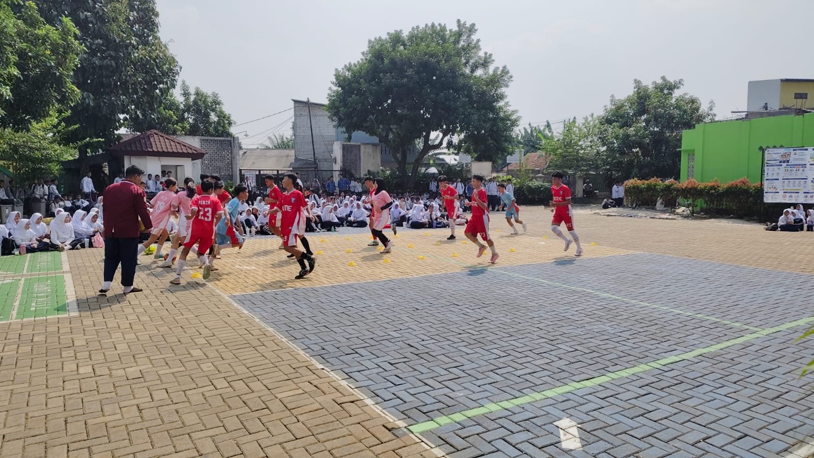 Penampilan ekskul SMPN 23 Depok di MPLS 2