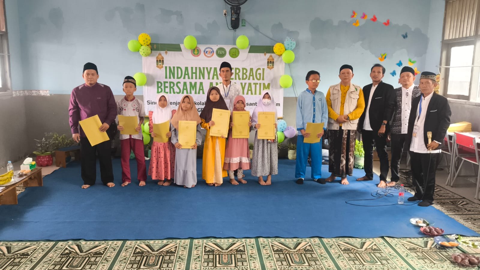 Santunan anak yatim dari penjaga sekolah 1