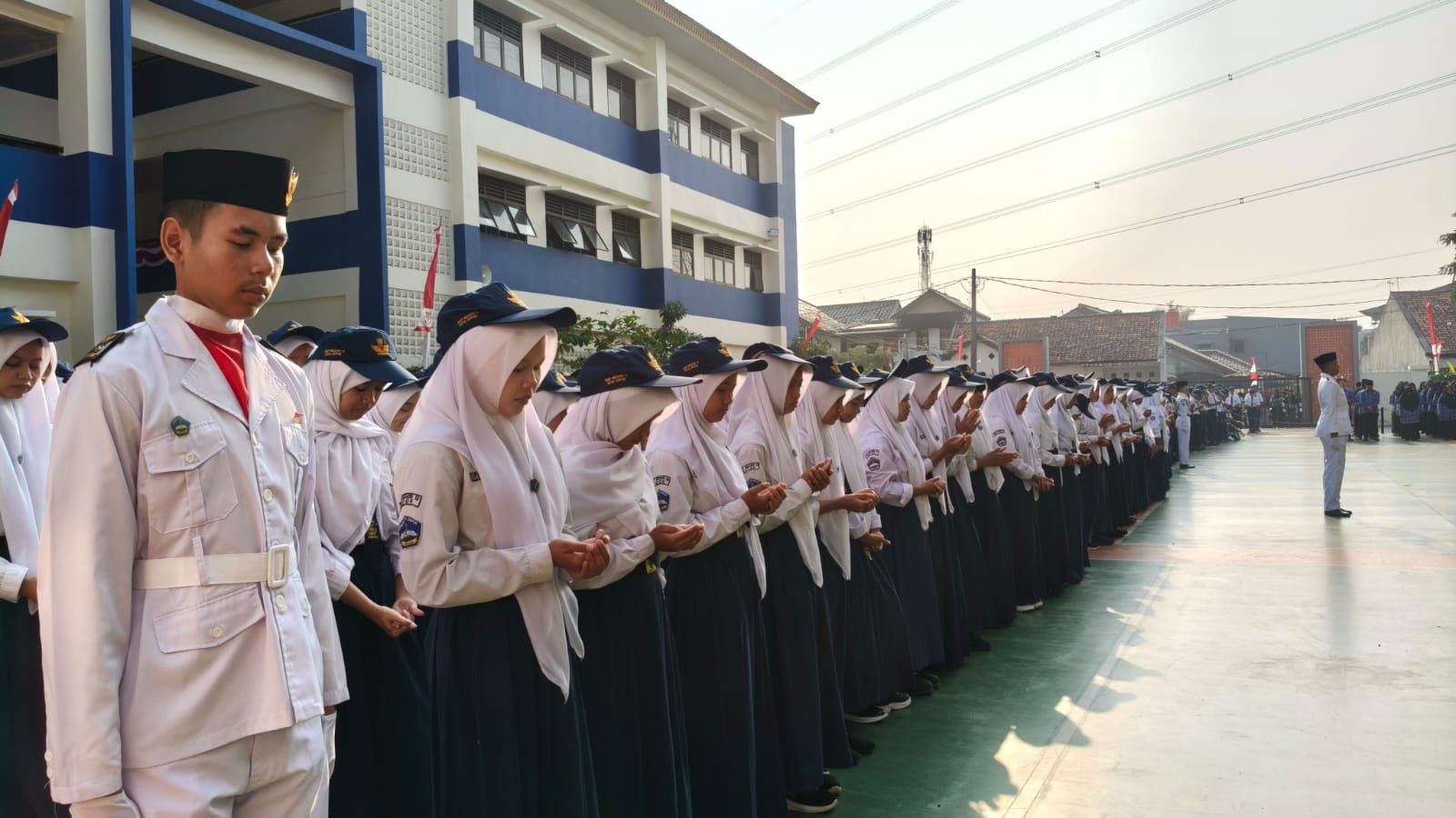 Paskibra SMPN 13 Depok 1