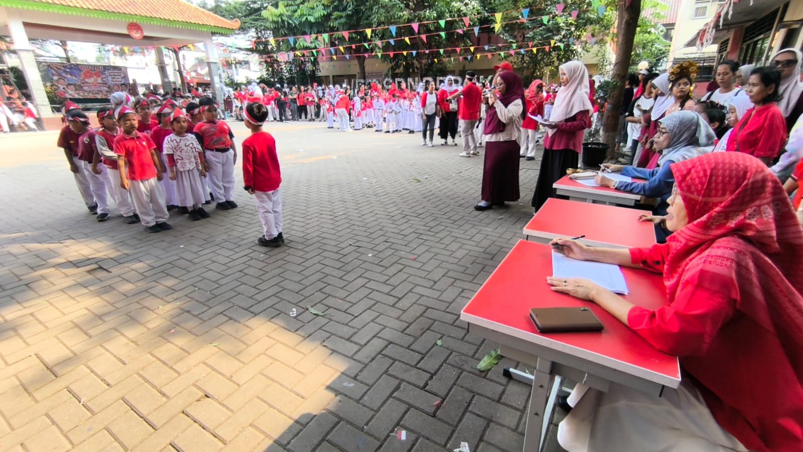 SDN Depok 1 adakan lomba 1
