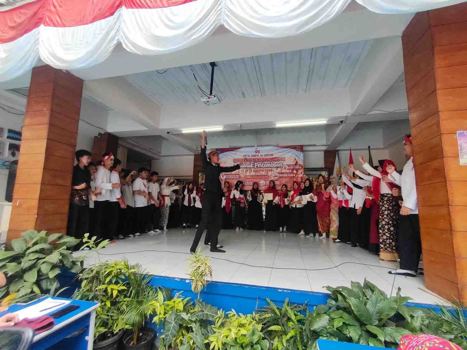 SMPN 16 Depok adakan lomba kemerdekaan 2