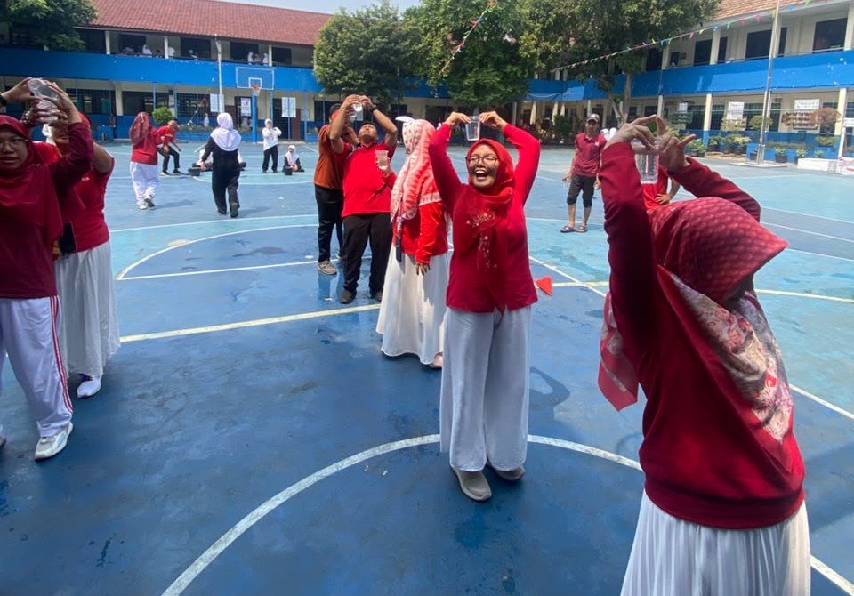 SMPN 4 Depok rayakan kemerdekaan Indonesia 3