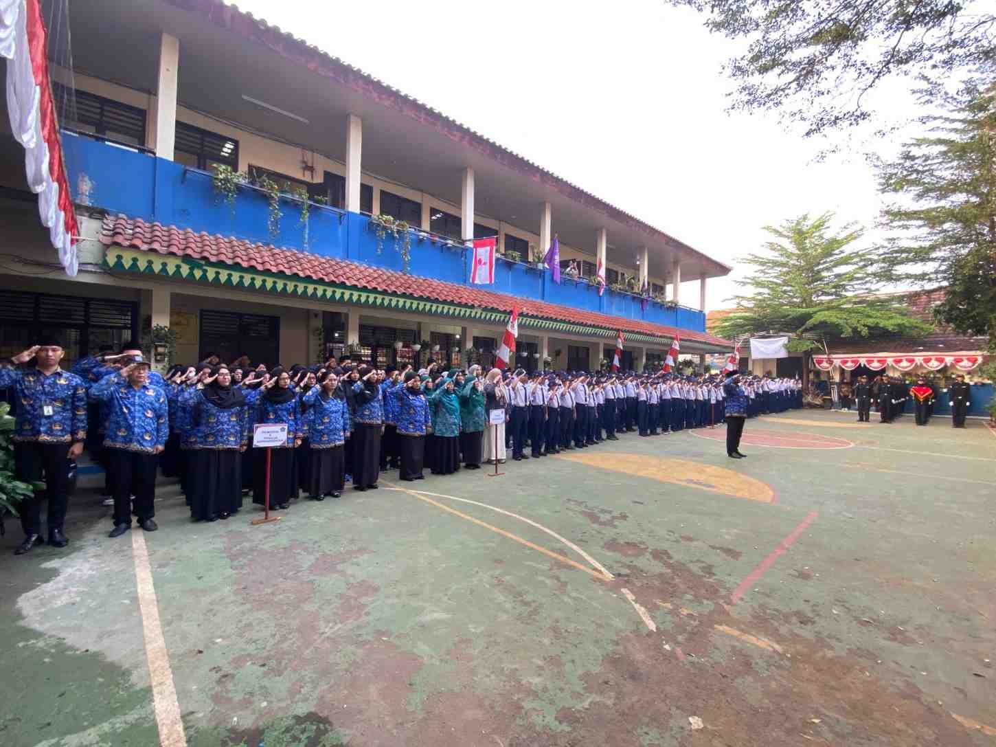 Upacara kemerdekaan SMPN 16 Depok 2