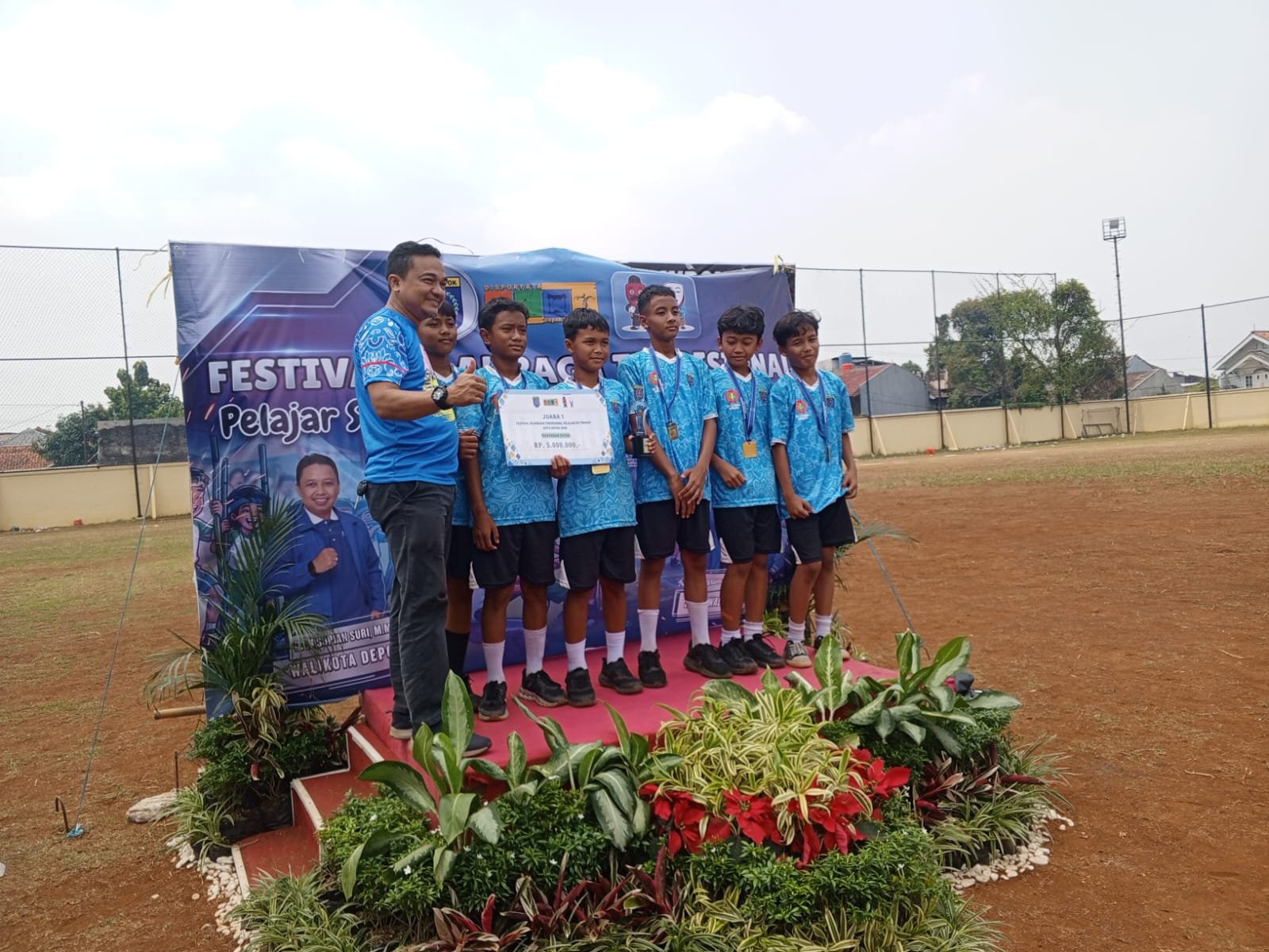 Juara Kecamatan Sukmajaya di olahraga tradisional 1