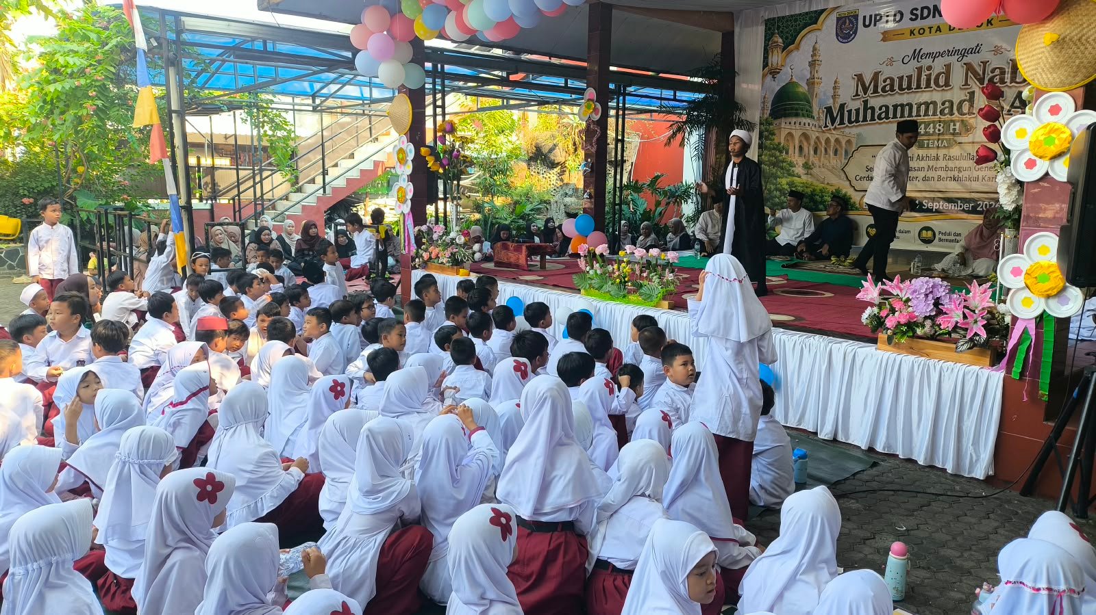Maulid Nabi Muhammad di SDN Sukatani 4 d
