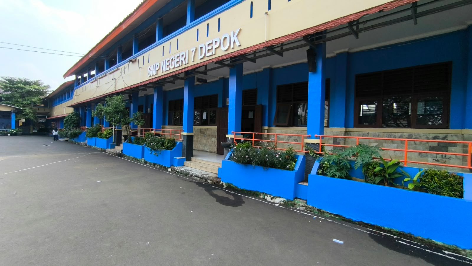 SMPN 7 Depok program sekolah hijau 1