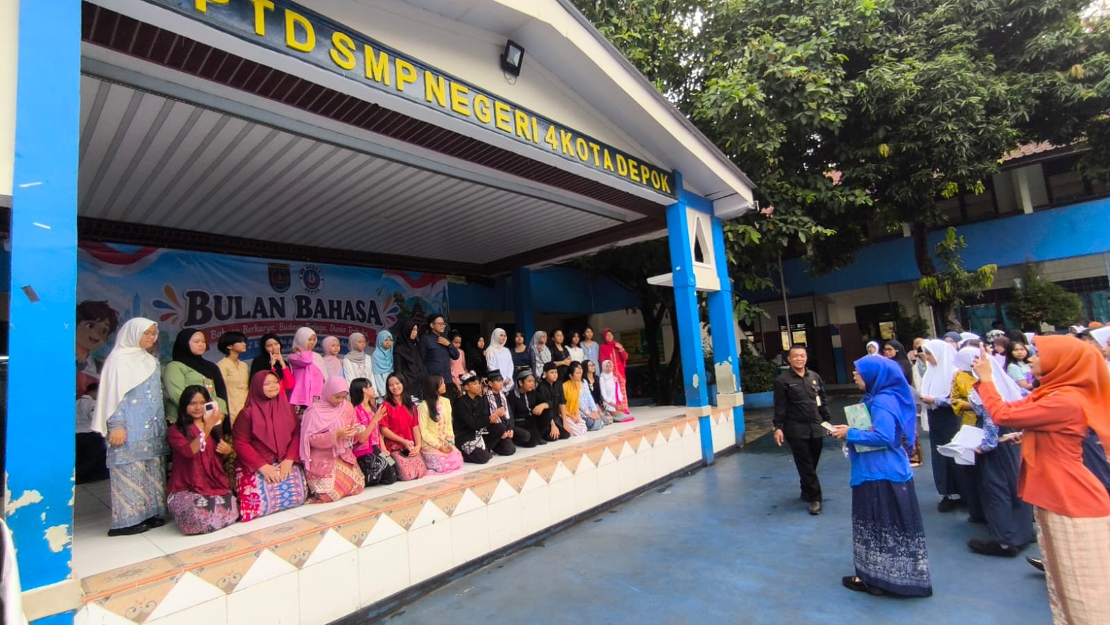 Bulan Bahasa di SMPN 4 Depok 1