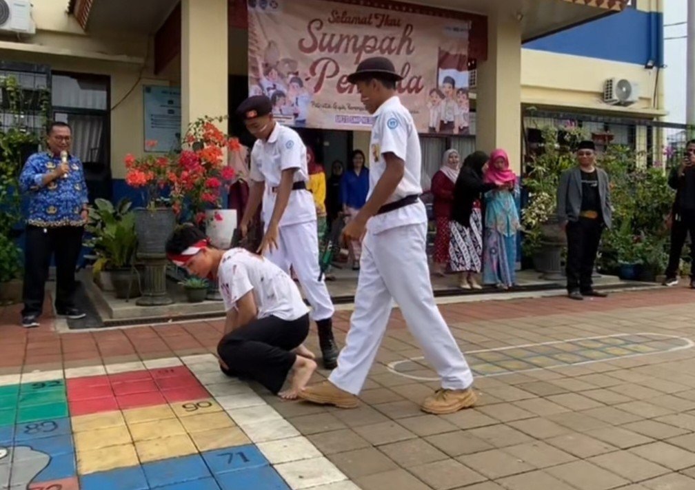 Hari Sumpah Pemuda di SMPN 22 Depok 1