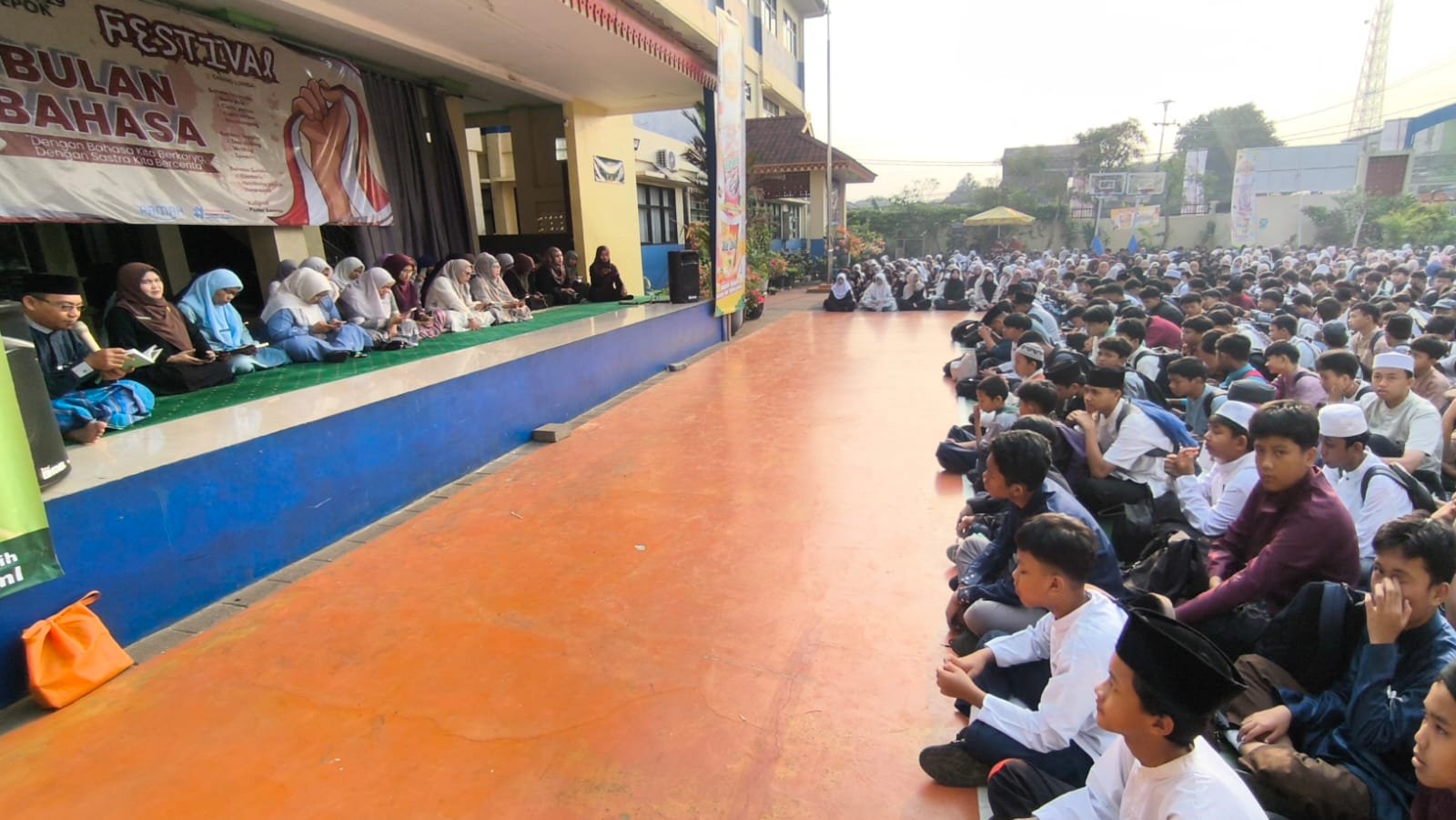 Hari santri di SMPN 29 Depok 4