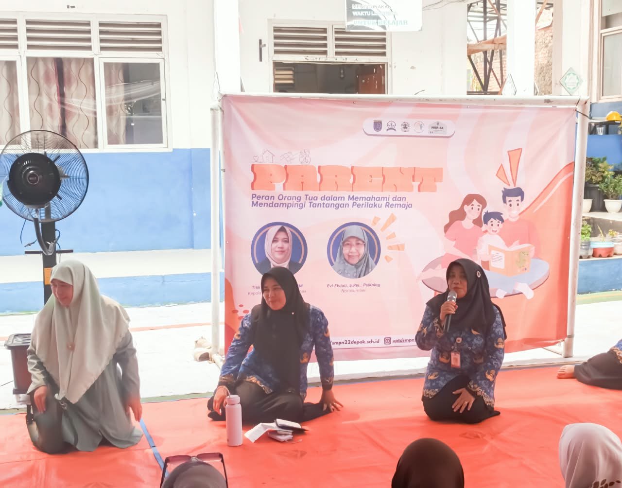 Kegiatan Parenting di SMPN 22 Depok 3