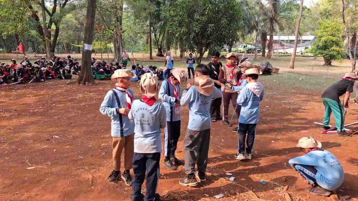 Kwaran Kecamatan Beji gelar kemah 6