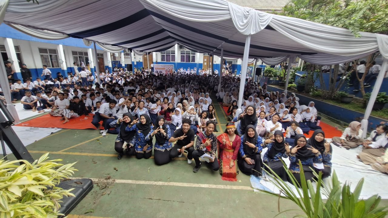 SMPN 22 Depok gebyar bulan bahasa 1